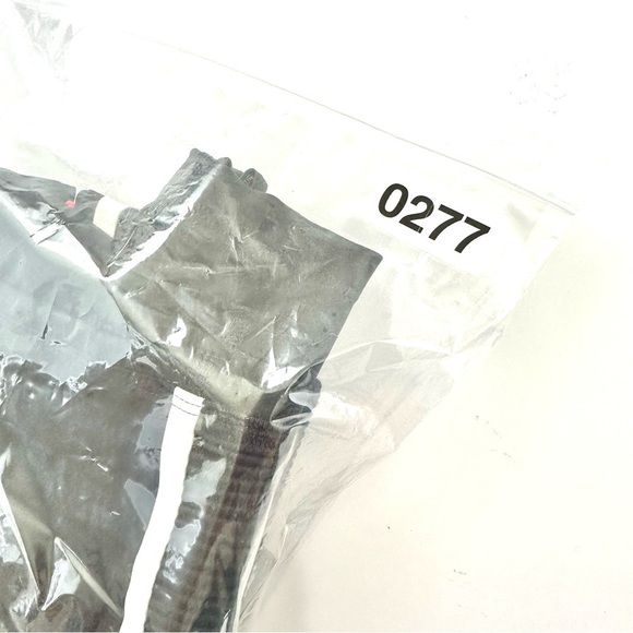 New Balance Women’s S Black Ribbed Sides W/ Stripe Running Ankle Active Leggings - Picture 13 of 13